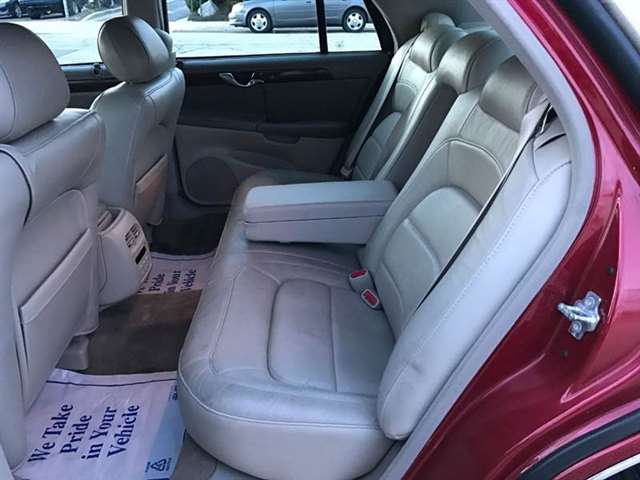 2005 Cadillac Deville 4dr Sedan